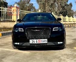 کرایسلەر 300